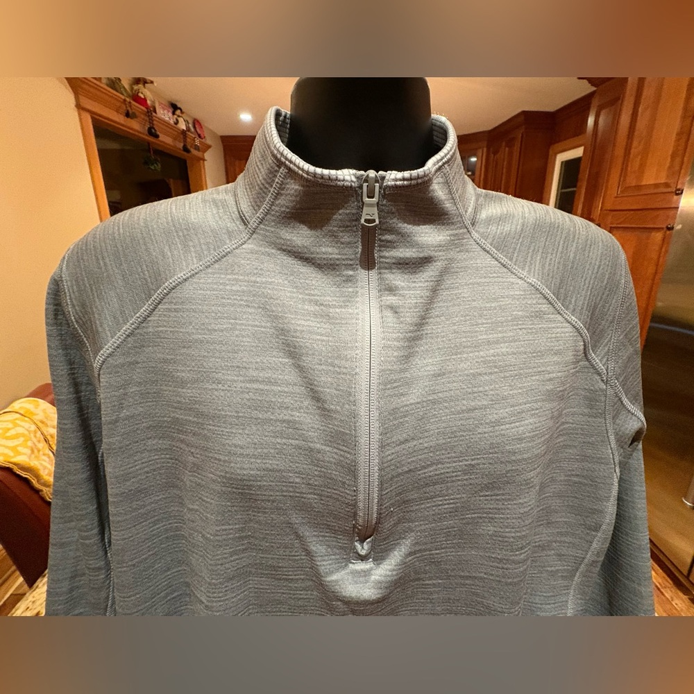Vineyard Vines Men's‎ quarter zip performance pullover jacket